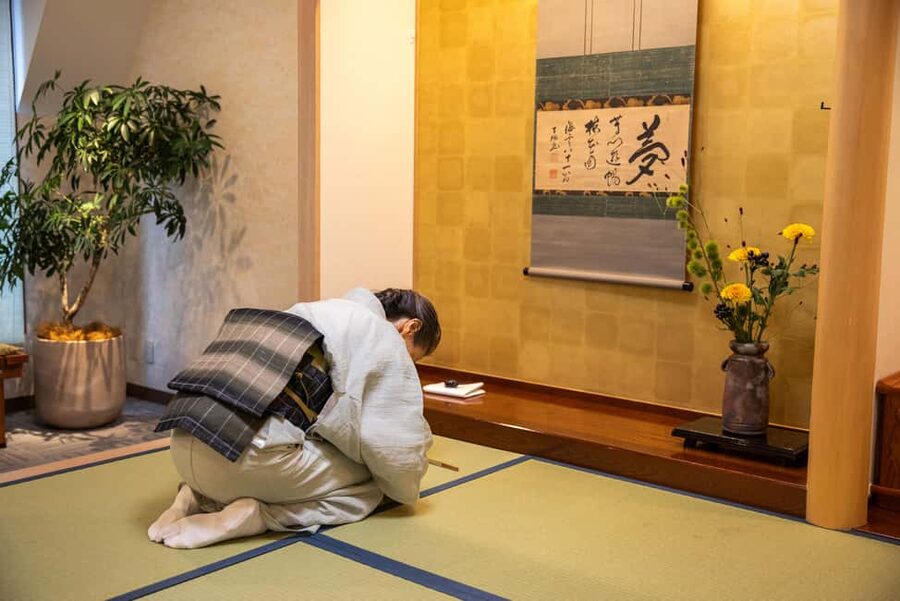 Tokyo: Tea Ceremony Experience in Asakusa - What happens during the 1-hour tea ceremony
