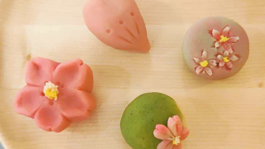 Tokyo: Tea Ceremony & Japanese Traditional Sweets - The guide and host factor: how the English explanation helps