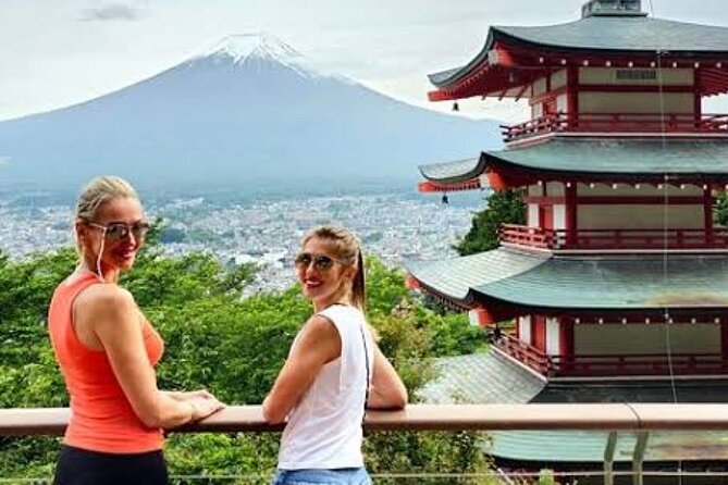 Tokyo To Mount Fuji Private English Guided Day Tour - Kitaguchi Hongu Fuji Sengen Jinja and Oishi Park: culture plus payoff views