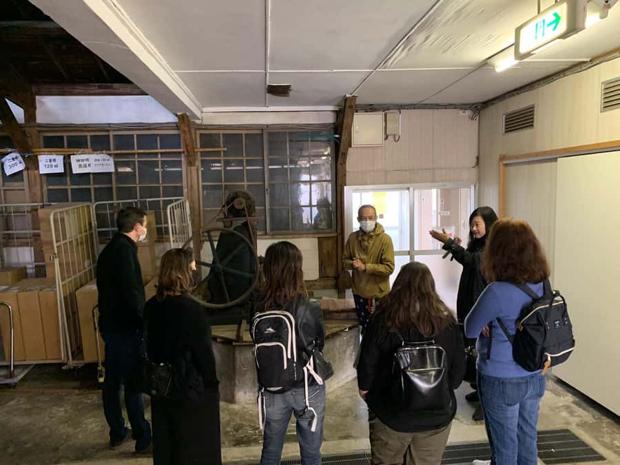 Tokyo: Toshimaya Sake Brewery Tour with Sake Tasting - Key things that make this tour worth your time