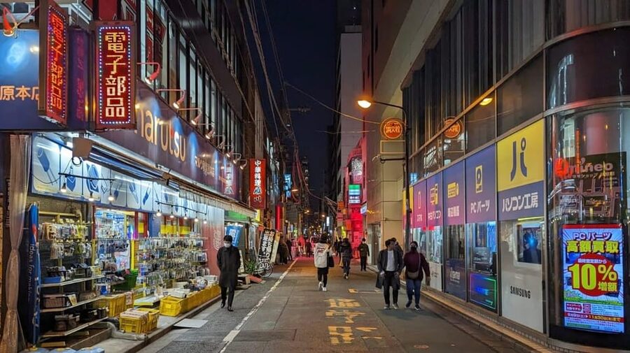 Tokyo: Tour Privado por Tokio en español - Price and value for a group of up to 5