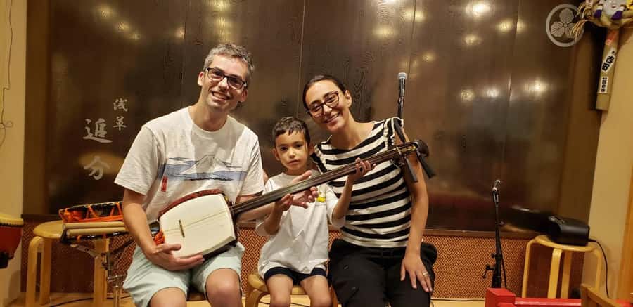 Tokyo: Traditional Asakusa Music Show with Dinner - Your Meet-Up Point and Why It Matters in Asakusa