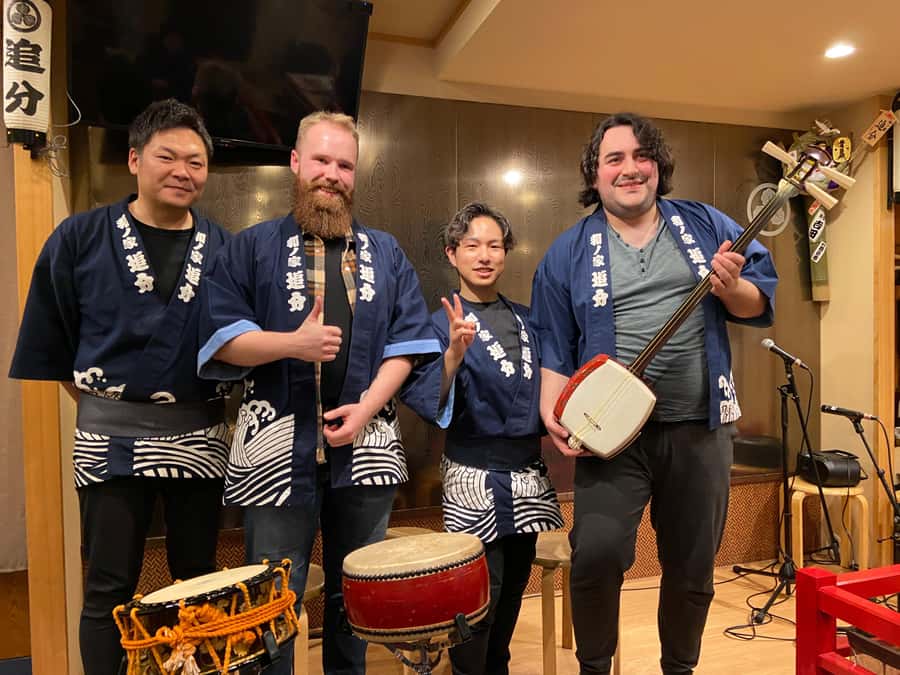 Tokyo: Traditional Asakusa Music Show with Dinner - The Transition to Dinner: From Temple Streets to a Cozy Izakaya