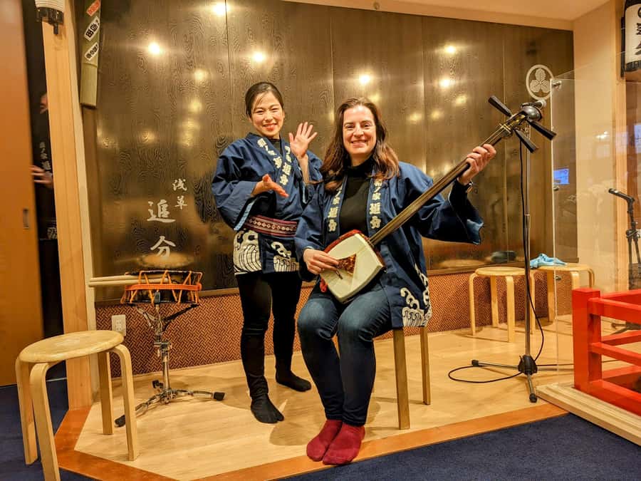 Tokyo: Traditional Asakusa Music Show with Dinner - Dinner With a Welcome Drink: Food That Fits the Show