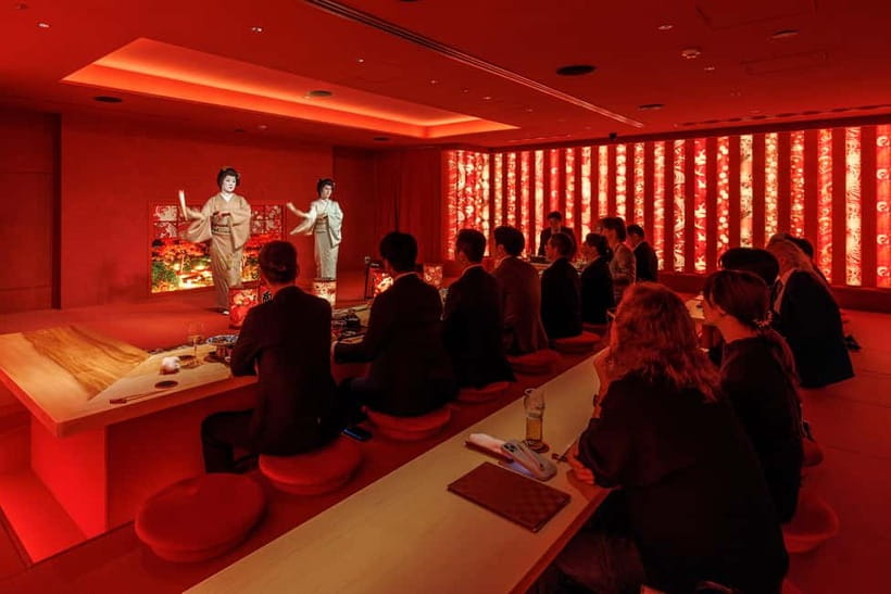 Tokyo: Traditional Geisha Experience Show & Japanese Dinner - Benitsuya on the 6th Floor, Shimbashi Basepoint