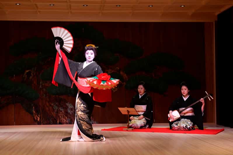 Tokyo: Traditional Japanese Performing Arts Show and Dinner - Key things I think you should notice