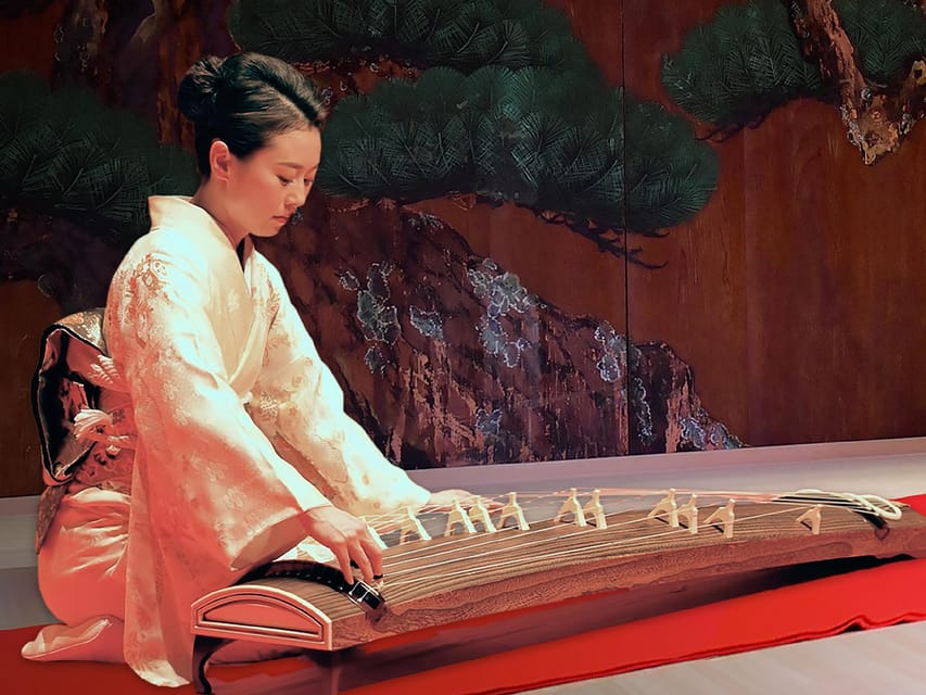 Tokyo: Traditional Japanese Performing Arts Show and Dinner - Finding SUIGIAN: A Shrine-Garden Entrance in Nihonbashi