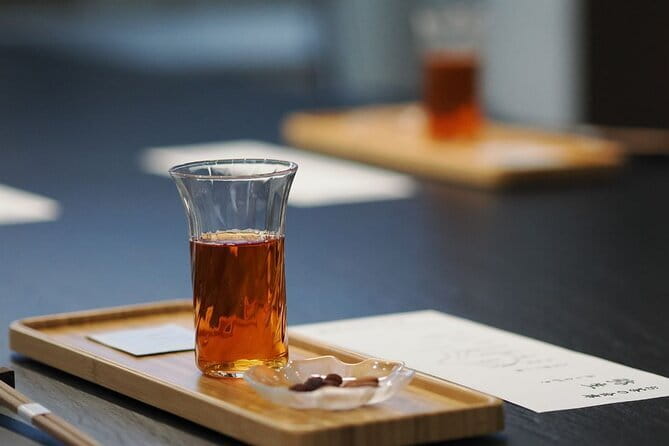 Tokyo Traditional Tea Ceremony with a Japanese Tea Master - Small group size: why it helps you learn in a short time