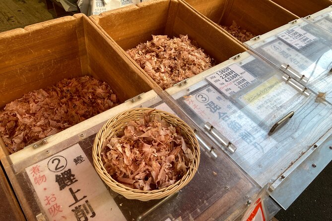 Tokyo Tsukiji Fish Market Walking and Exploring Hidden Gems Tour - Stop 4: Caretta Shiodome Sky Deck Views to Close the Loop