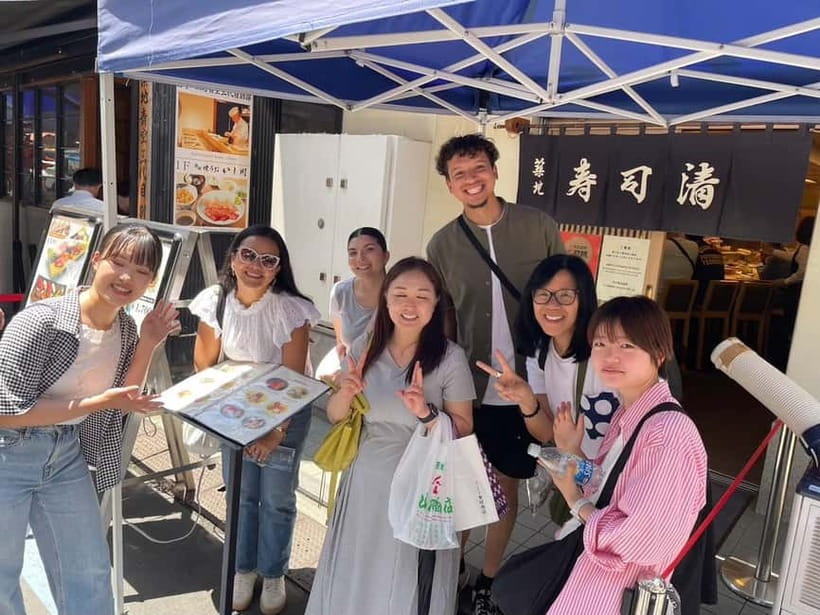 Tokyo: Tsukiji walk & sushi private tour with Uni Students - Who this Tsukiji walk is best for