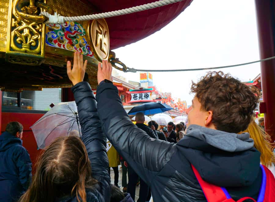 Tokyo : Visite des temples d'Asakusa avec guide français - Who should book this Sensoji temples with French guide walk