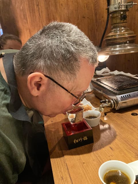 Tokyo: Wagyu and Sushi Gastronomic Journey - Sushi with a guide: watching precision you can taste