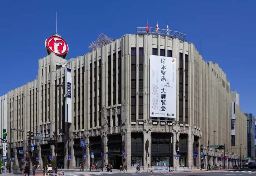 Tokyo Walk through: Shinjuku, Harajuku, Omotesando & Shibuya - Shibuya: youth culture, side streets, and modern Tokyo pace
