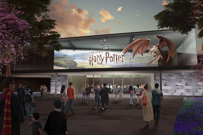 Tokyo WB. Studio Tour Harry Potter's Creation E-Ticket Optional - Tokyo’s Warner Bros Studio Tour is all about real sets, not just photos