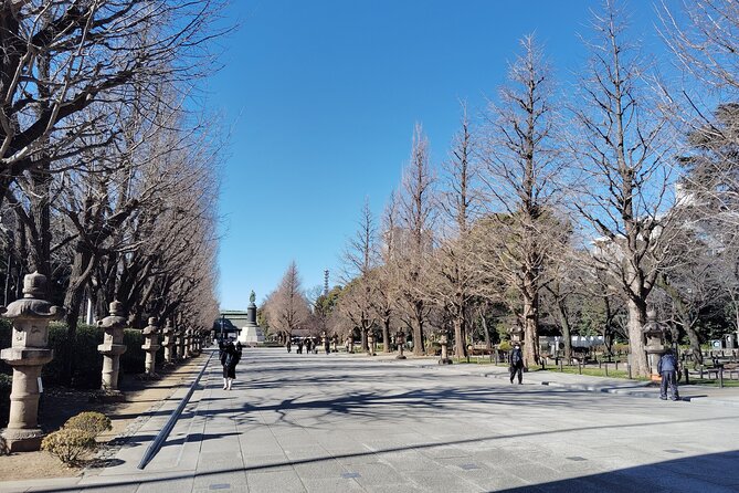 Tokyo: Yasukuni Shrine and Yushukan Museum Guided Tour - Should you book the Yasukuni Shrine and Yushukan guided tour?