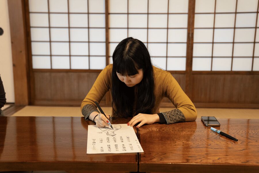 Tokyo: Zen Meditation at a Private Temple with a Monk - What the meditation feels like once you actually sit