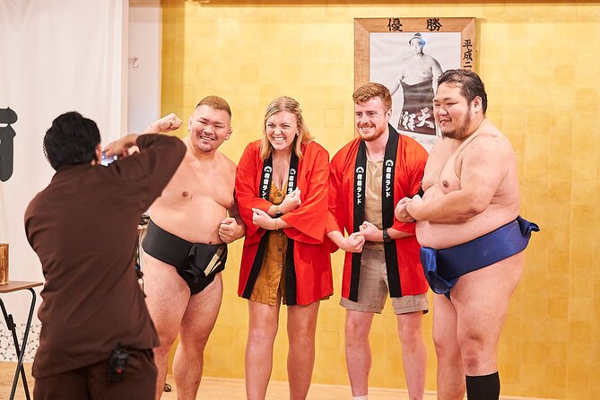 TokyoSumoShow, ChickenHotPot, and Mochi-Pounding by Pro Wrestlers - Photos and souvenirs: how the memory part is handled