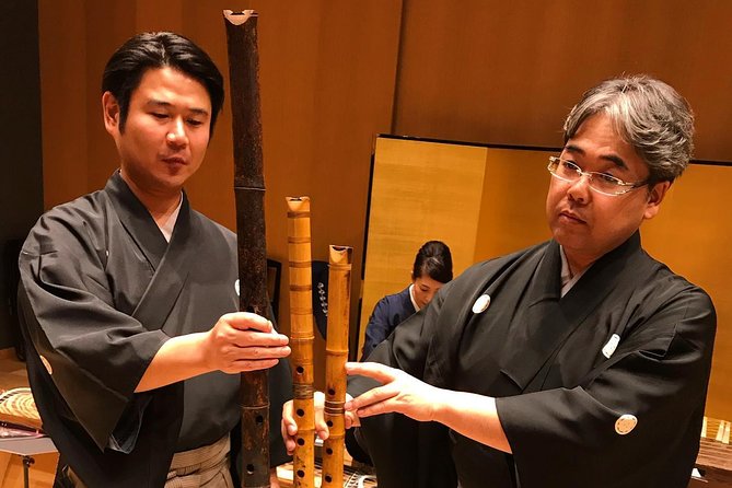 Traditional Japanese Music ZAKURO SHOW in Tokyo - How the English narration works during the music