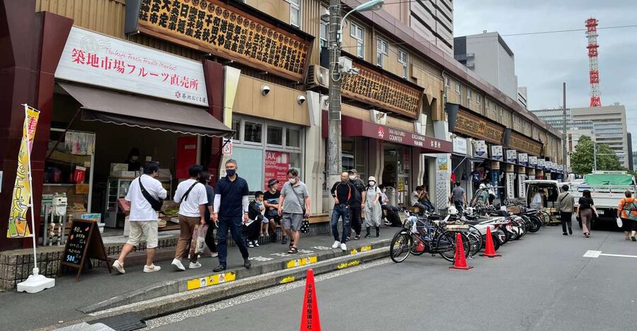 Tsukiji: Outer Market Walking Tour & Sake Tasting Experience - Key highlights you will care about