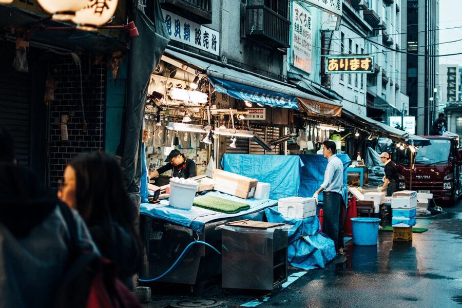 Tsukiji: Outer Market Walking Tour & Sake Tasting Experience - The food you buy and why it matters
