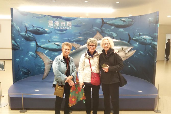 Tuna auction at Toyosu Market with qualified guide and early morning tour of Tsukiji Outer Market - Key Points to Know Before You Go