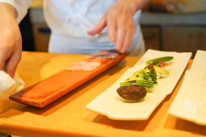 Vegan Friendly Sushi & Okonomiyaki Shibuya Night Foodie Tour - Key points worth knowing before you go