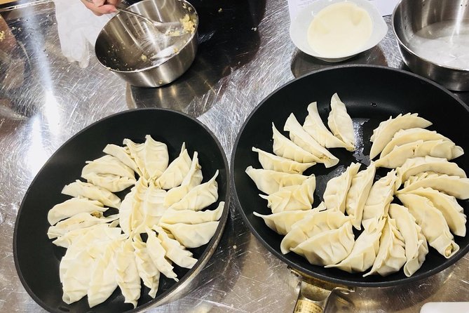 Vegan/Vegetarian Ramen and Gyoza by Bentoya cooking - Getting to Komae Station and planning your timing