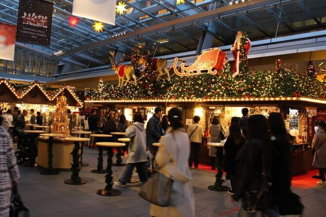 Walk Tokyo's Streets with Tokyo Midtown Tour - Where this Roppongi lights walk really shines