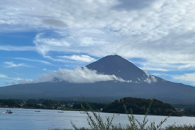 Wonderful Peaks & Peace: Mt. Fuji, Fuji Stupa & Hakone Tour - Mt. Fuji 5th station: the big altitude moment (and the optional ticket)