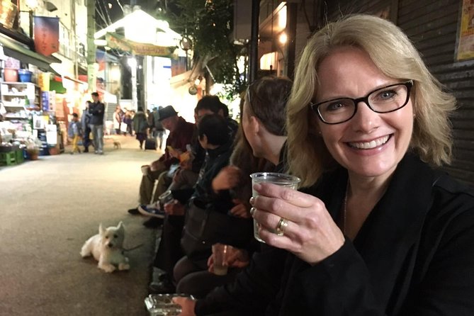 Yanaka Walking Tour: Historic and Traditional District of Tokyo - Optional tea on tatami at Gallery Okubo