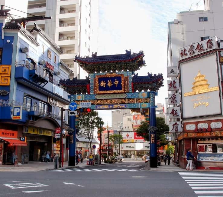 Yokohama: A City at the Corner of Tradition and Modernity - Yokohama Chinatown: More Than a Photo Stop