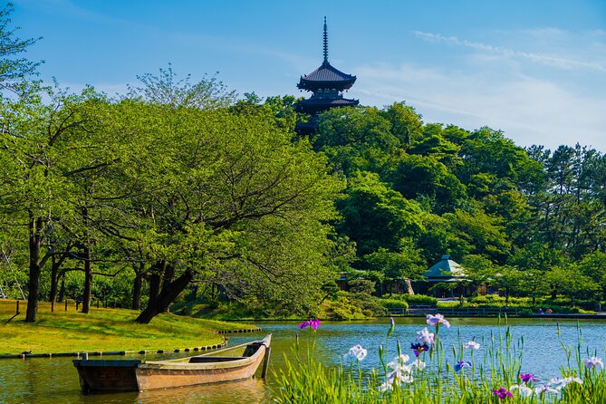 Yokohama/Kamakura Private Tour by Car- English speaking Driver - Sankeien Gardens: Traditional Grounds With a Big Walking Feel