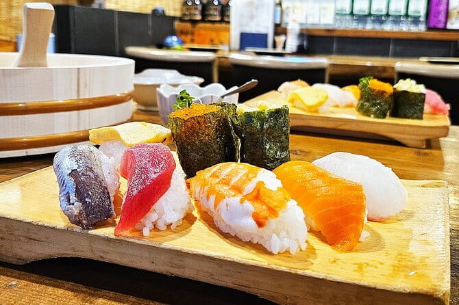 Yokohama: Manga/Anime Art & Cooking Experience in a Tatami Room - Drinks and Sweet Finish: Shochu, Beer, and Fruit Juices